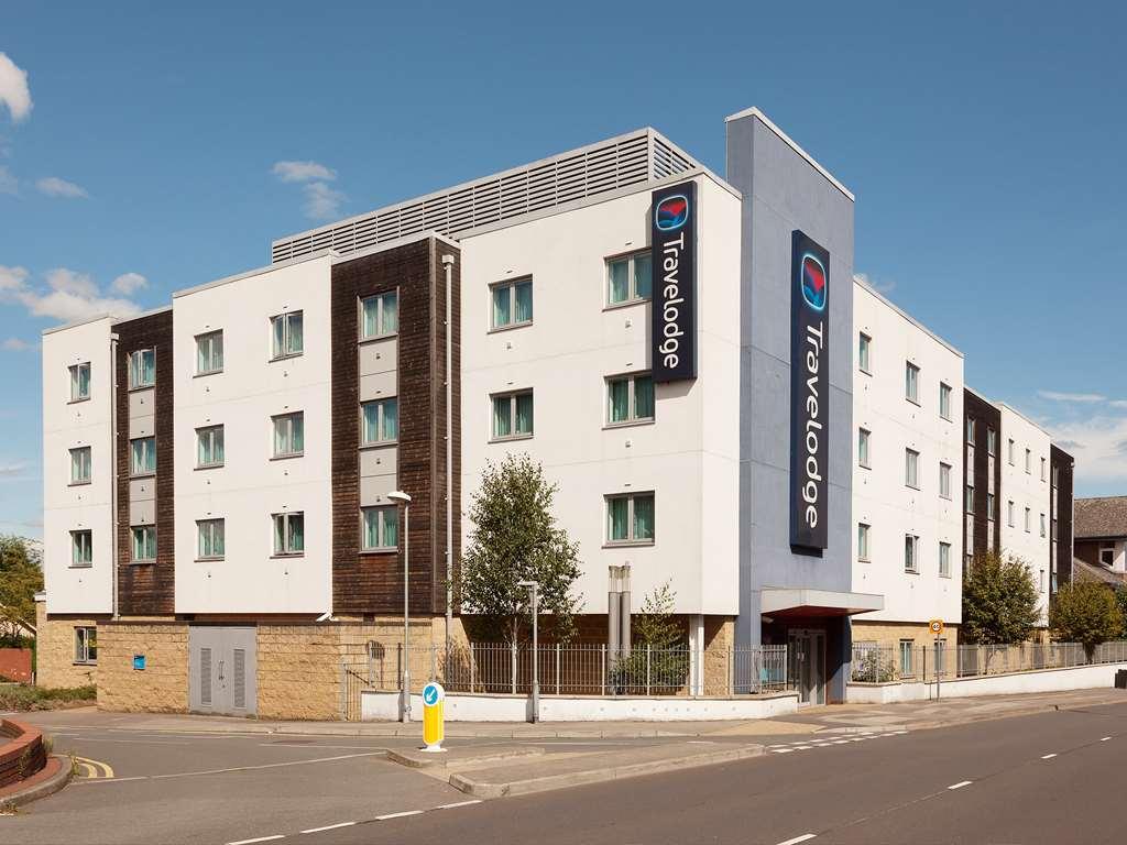 Travelodge Bracknell Central Екстериор снимка