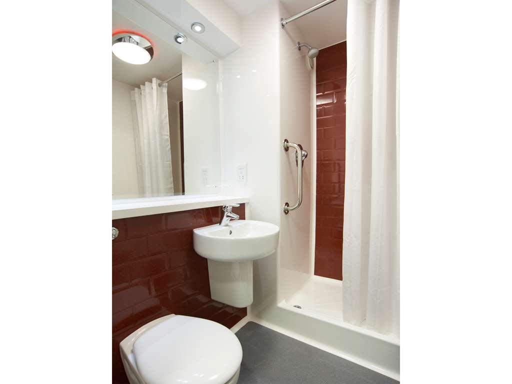 Travelodge Bracknell Central Стая снимка