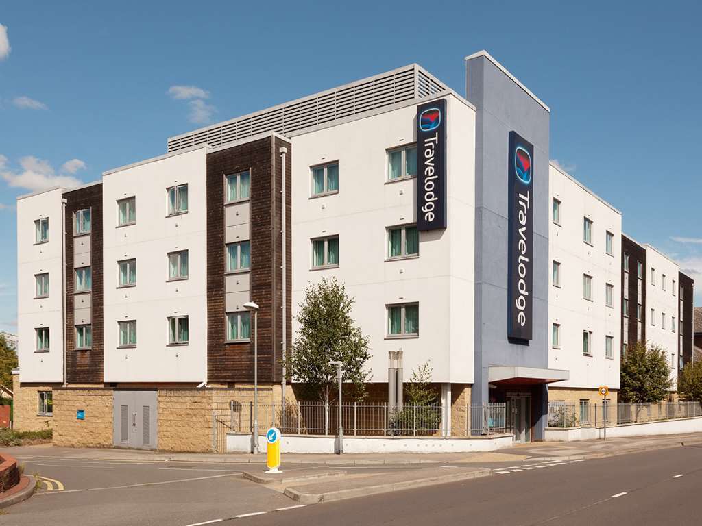 Travelodge Bracknell Central Екстериор снимка