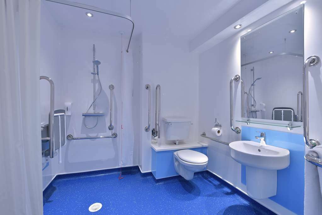 Travelodge Bracknell Central Стая снимка
